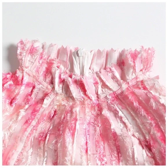 Feathered Stunning Ruffle Dress The Alessea - Picture 7 of 11